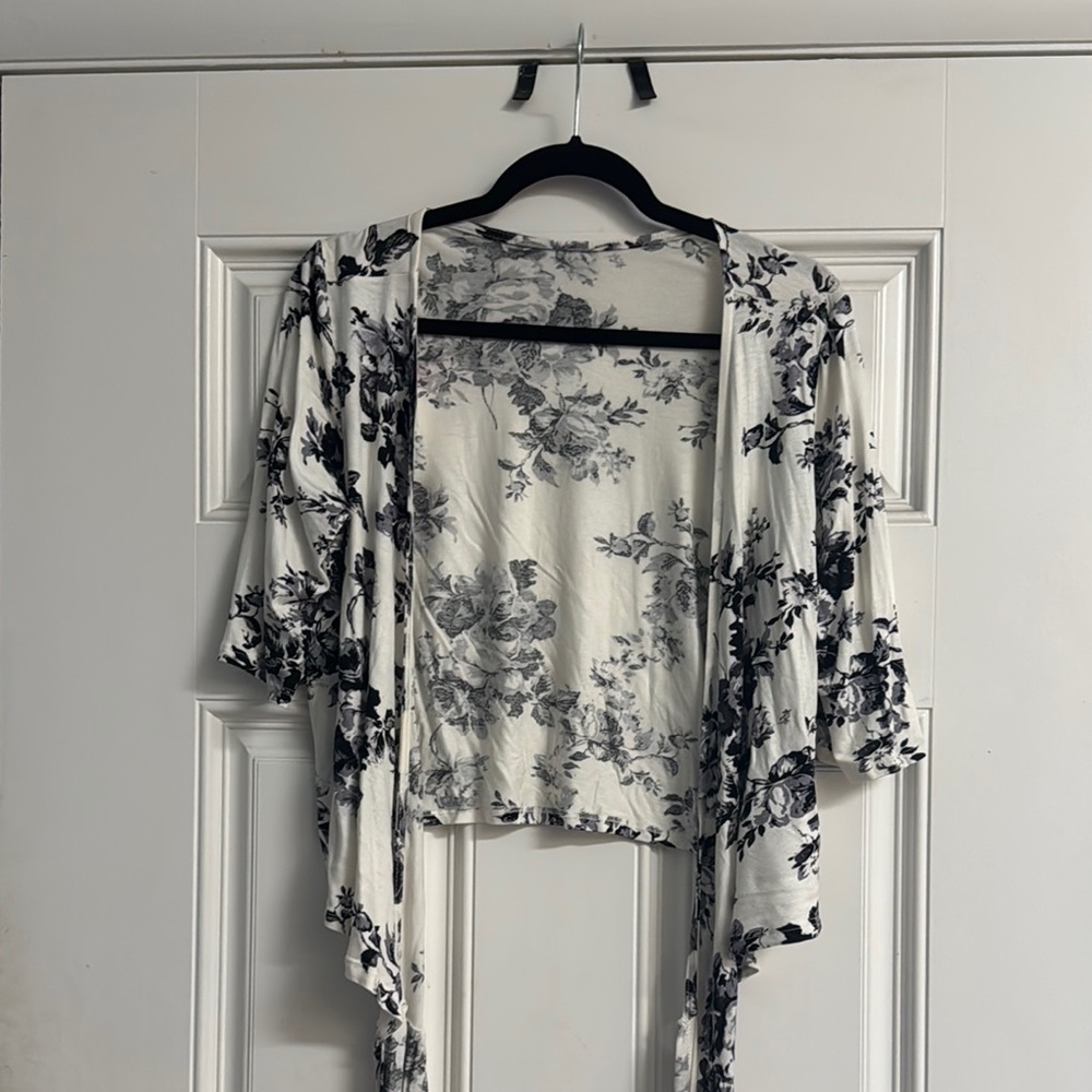 Agnes and Dora Wrap Top